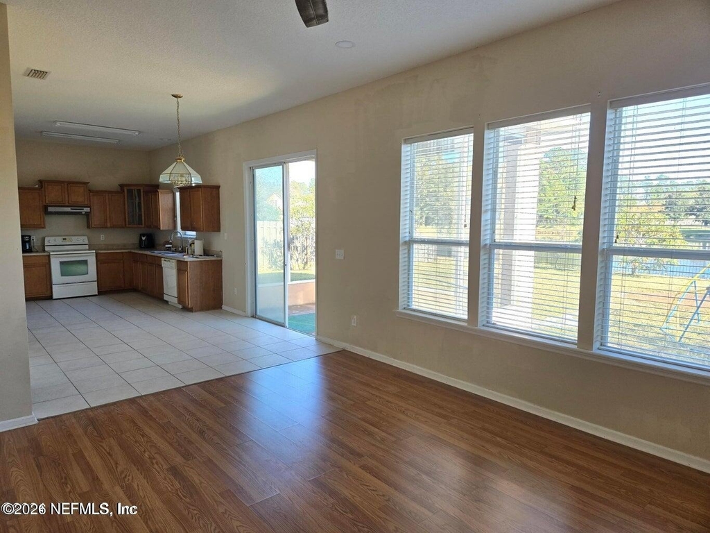 1541 Harvest Cove Drive - Photo 9