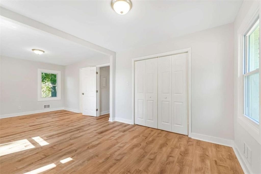 2905 Gresham Road - Photo 21