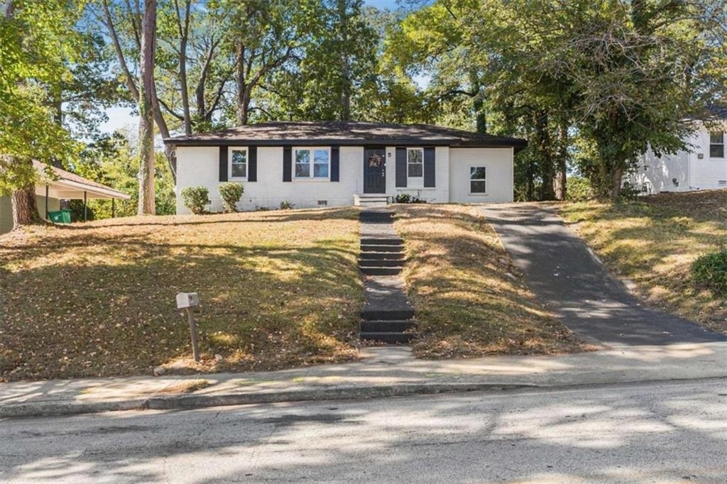 2905 Gresham Road - Photo 0