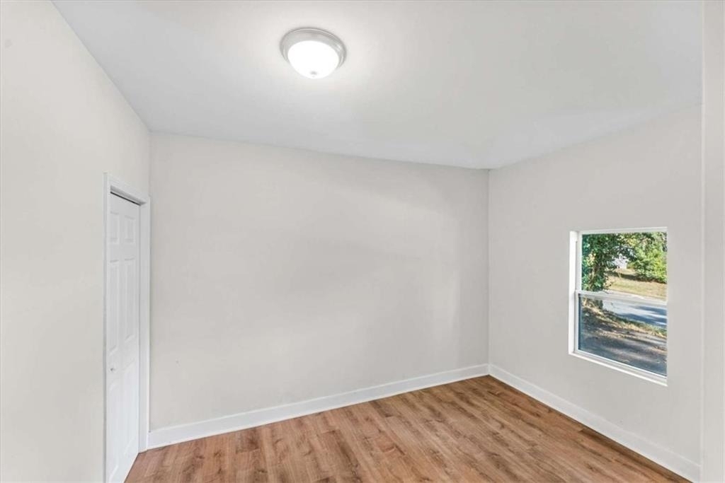 2905 Gresham Road - Photo 15