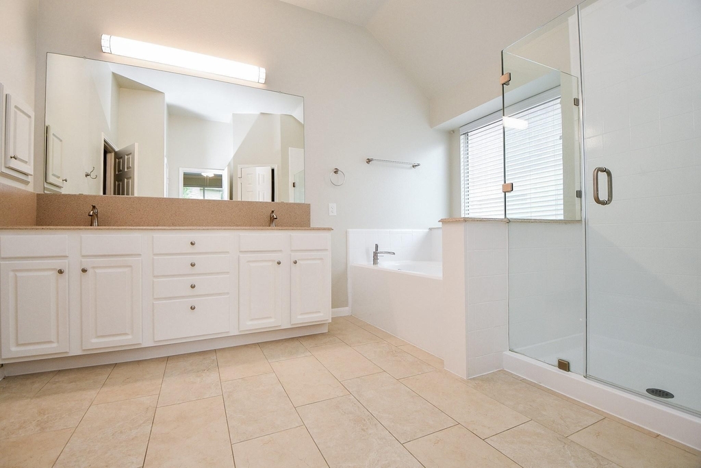 802 Childers Court - Photo 31