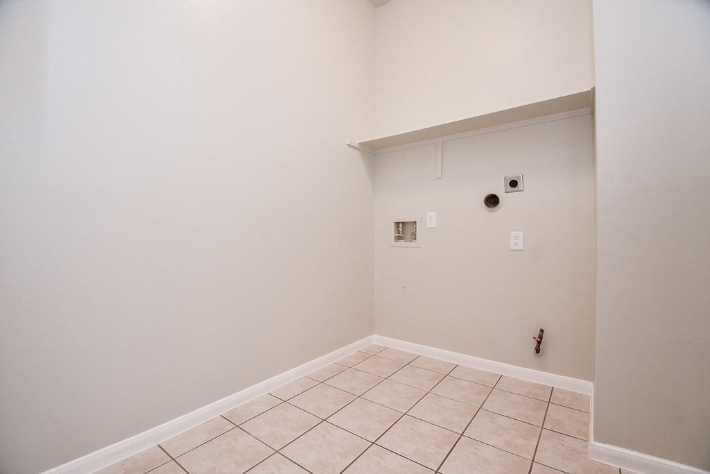 802 Childers Court - Photo 45