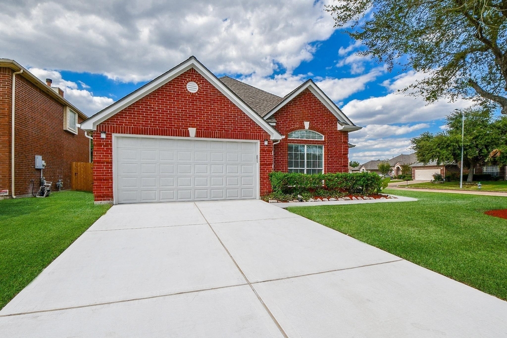 802 Childers Court - Photo 3