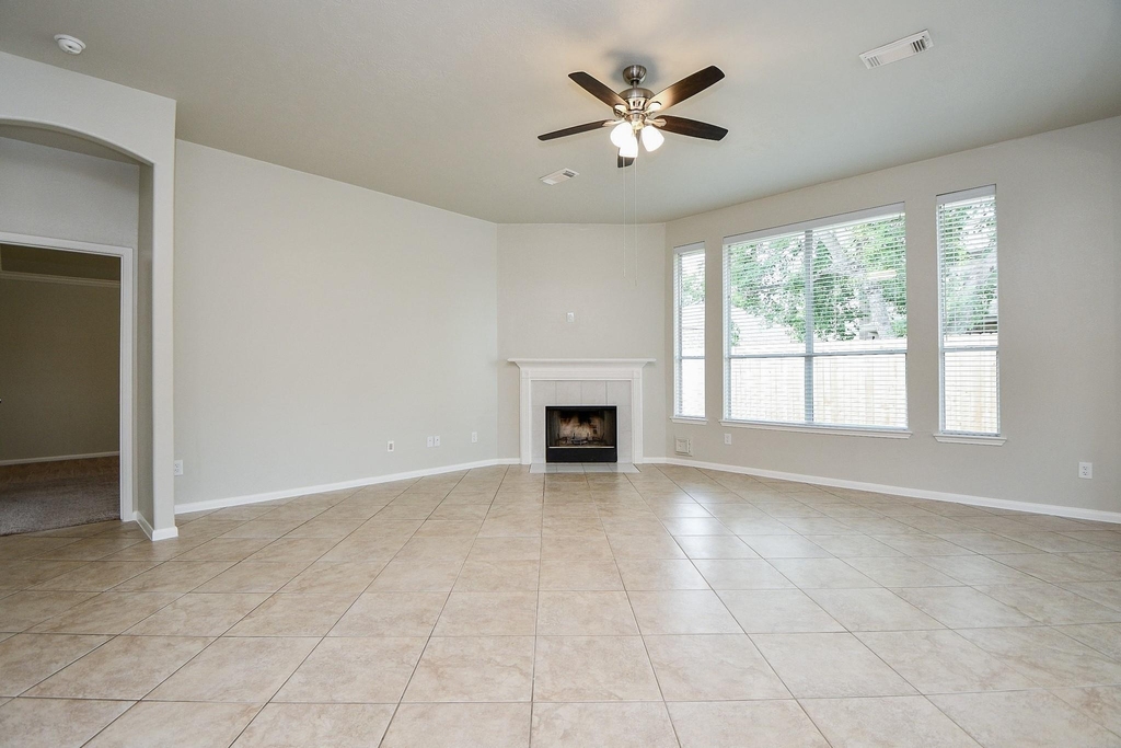802 Childers Court - Photo 14