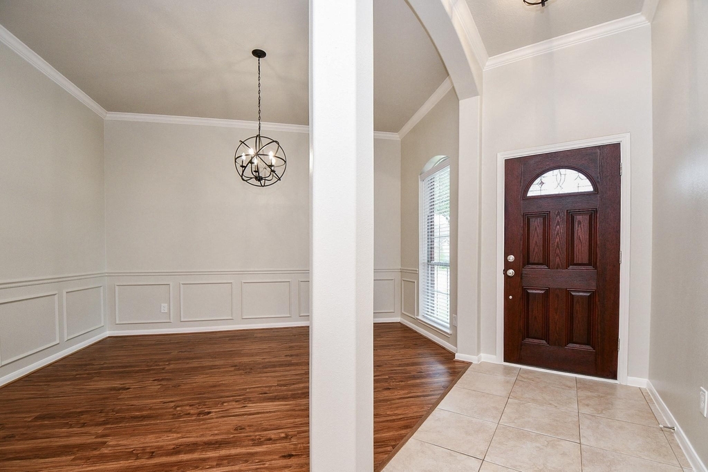 802 Childers Court - Photo 9