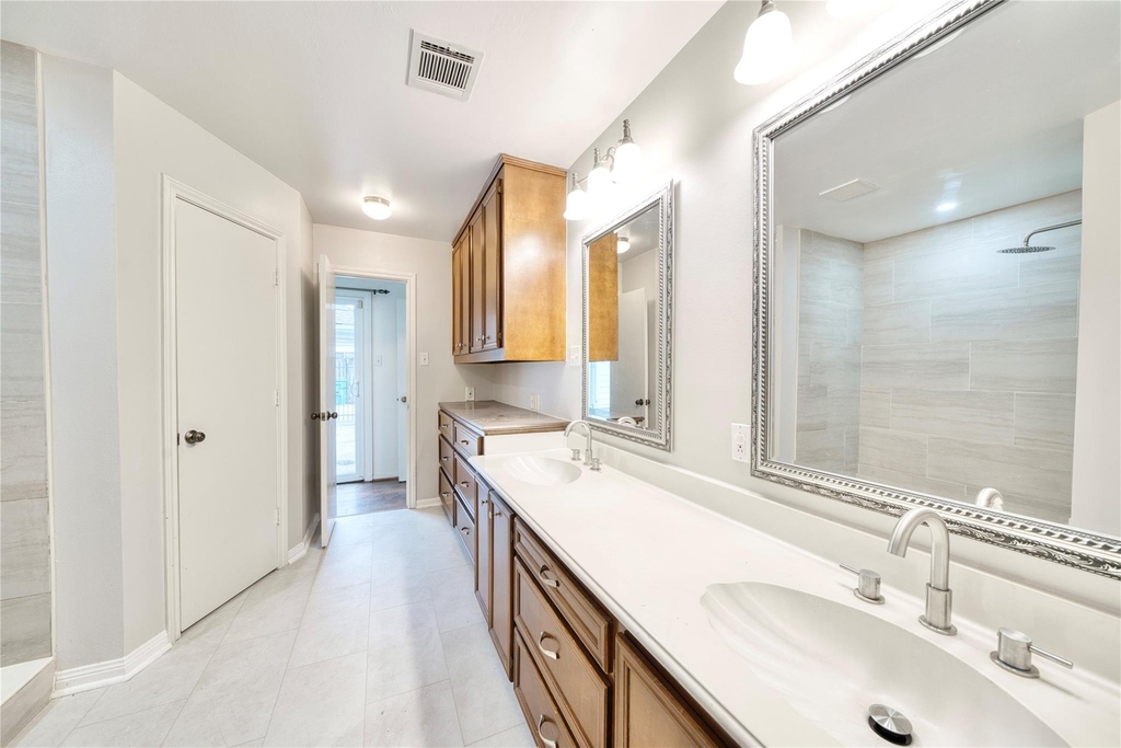 7914 Candle Lane - Photo 36