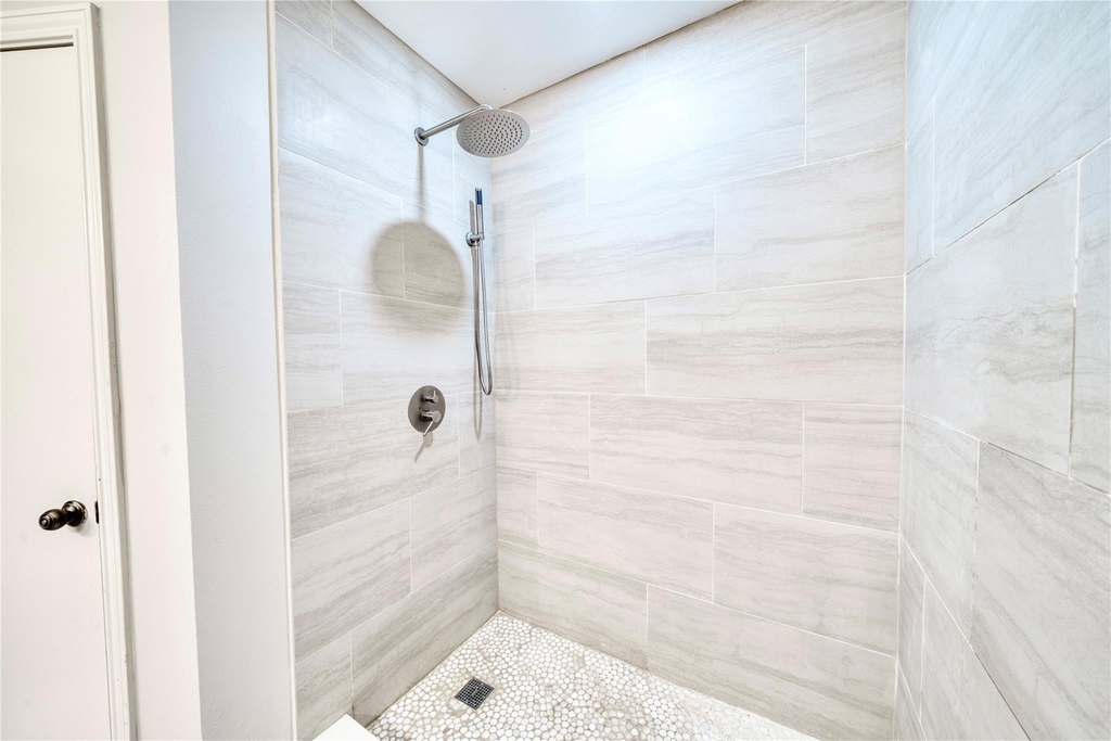 7914 Candle Lane - Photo 37