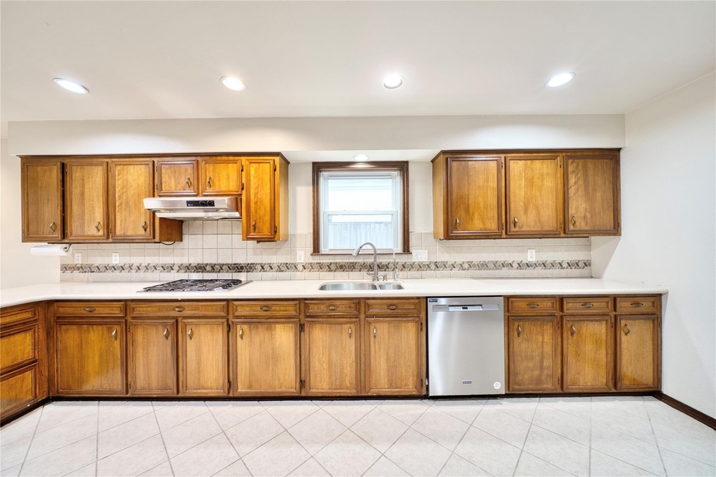 7914 Candle Lane - Photo 24