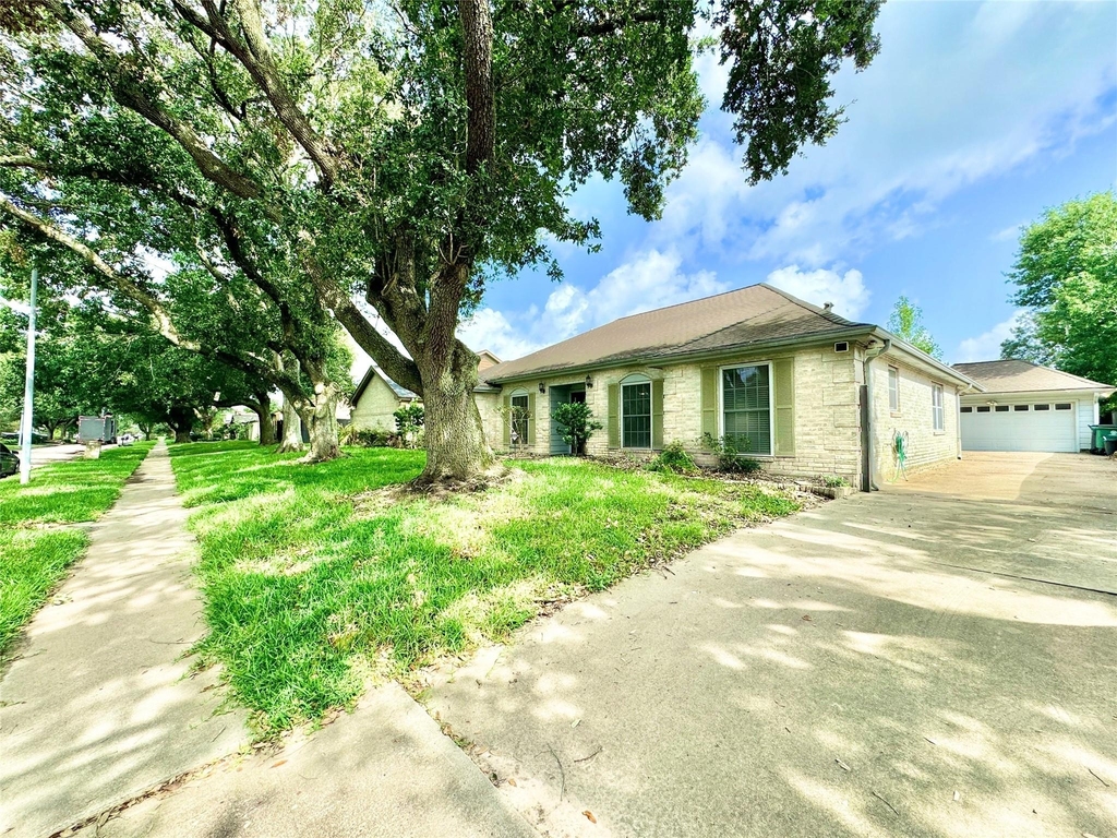 7914 Candle Lane - Photo 4