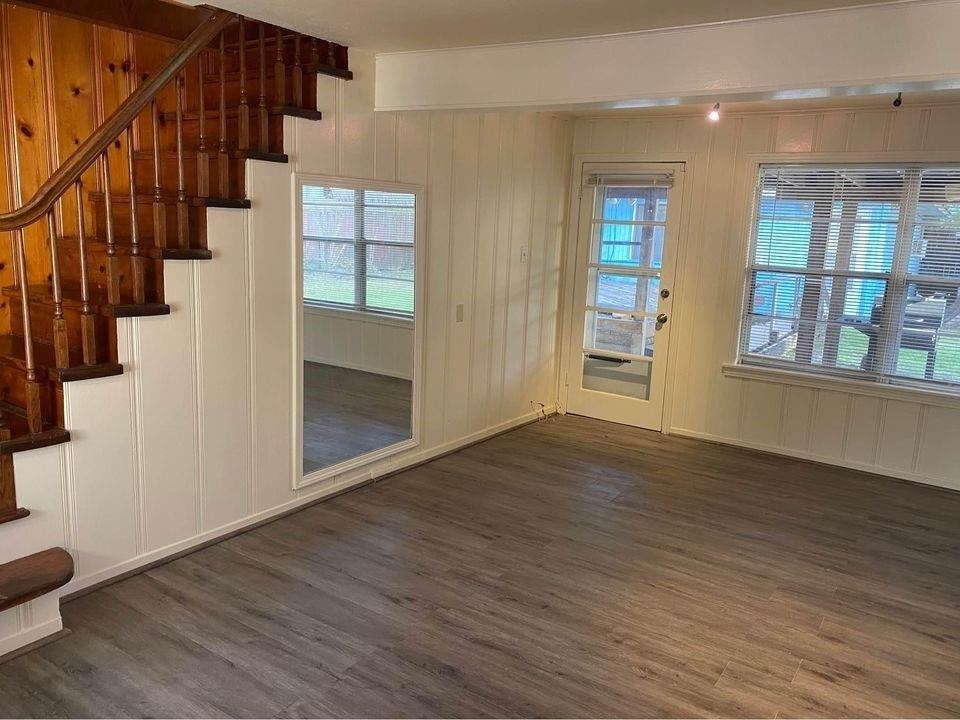 6406 Schiller Street - Photo 11