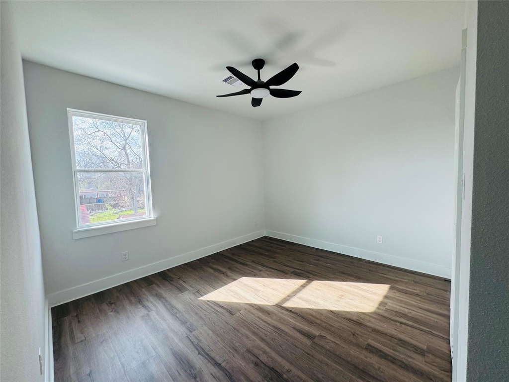 7989 Sunbury Street - Photo 9