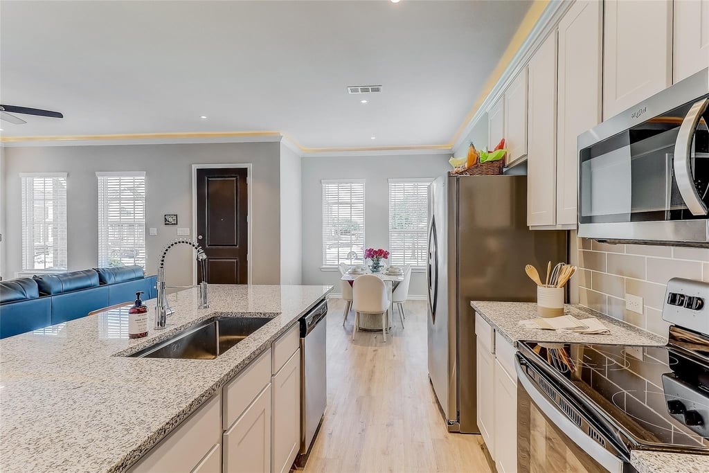 416 Sonata Street - Photo 5