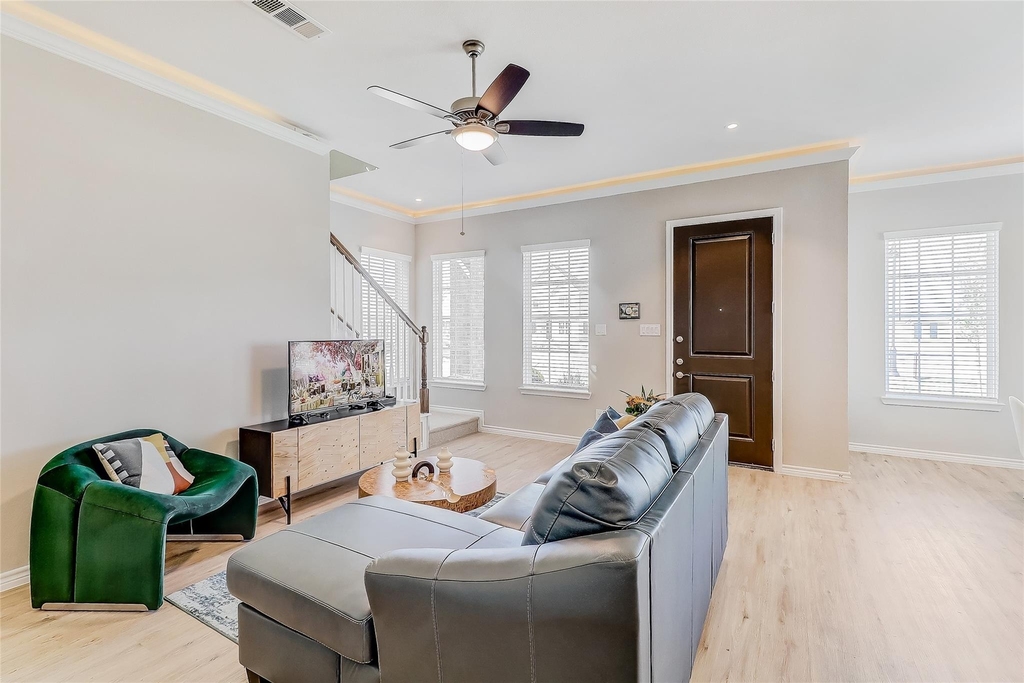 416 Sonata Street - Photo 2