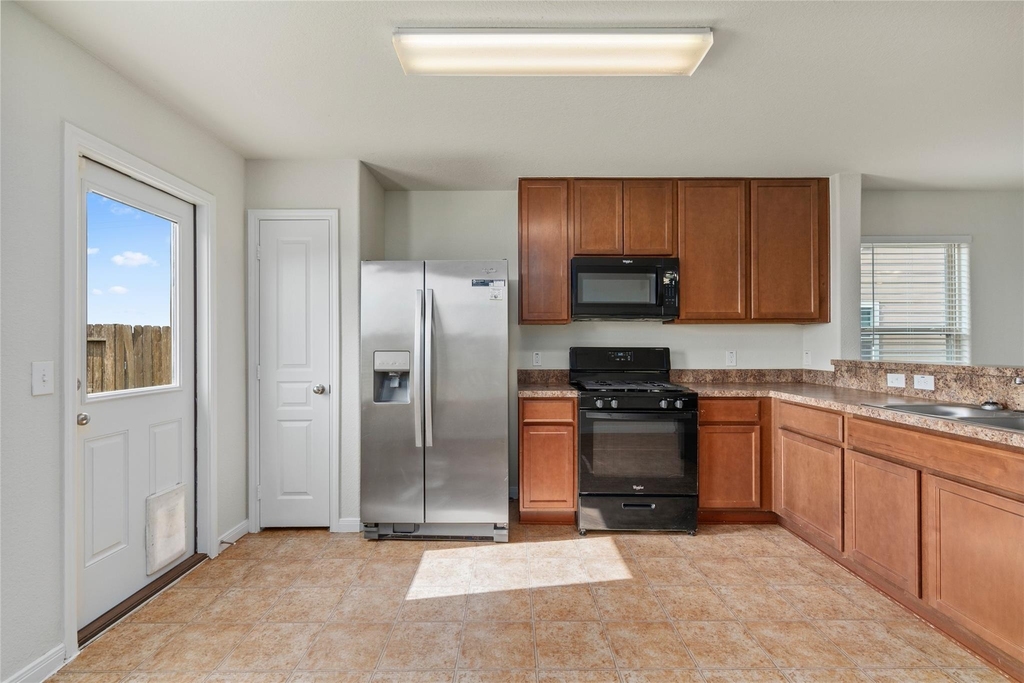 1323 Pease River Lane - Photo 11