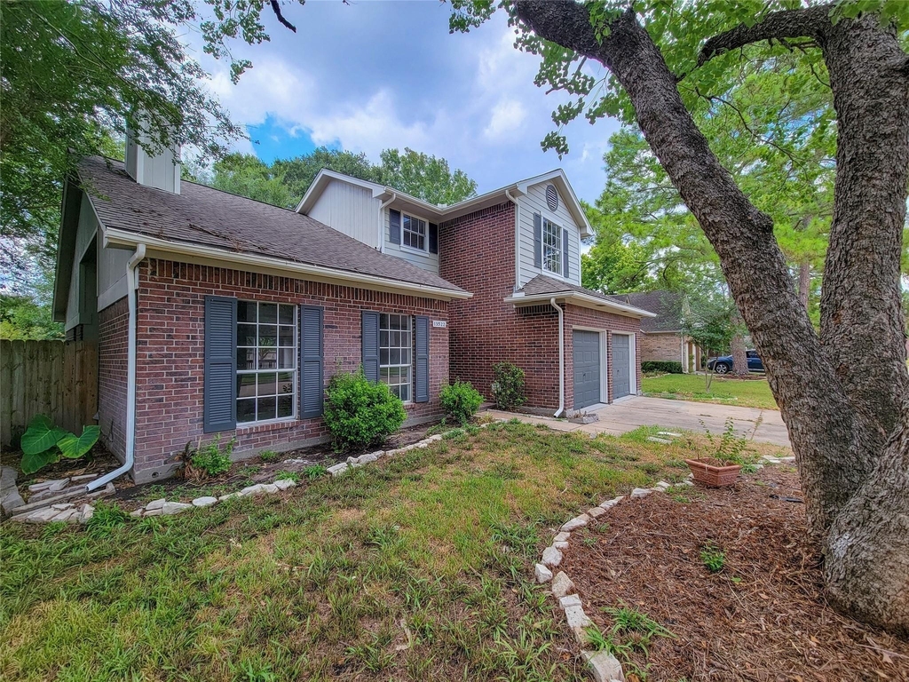 13522 Ryanwood Drive - Photo 2