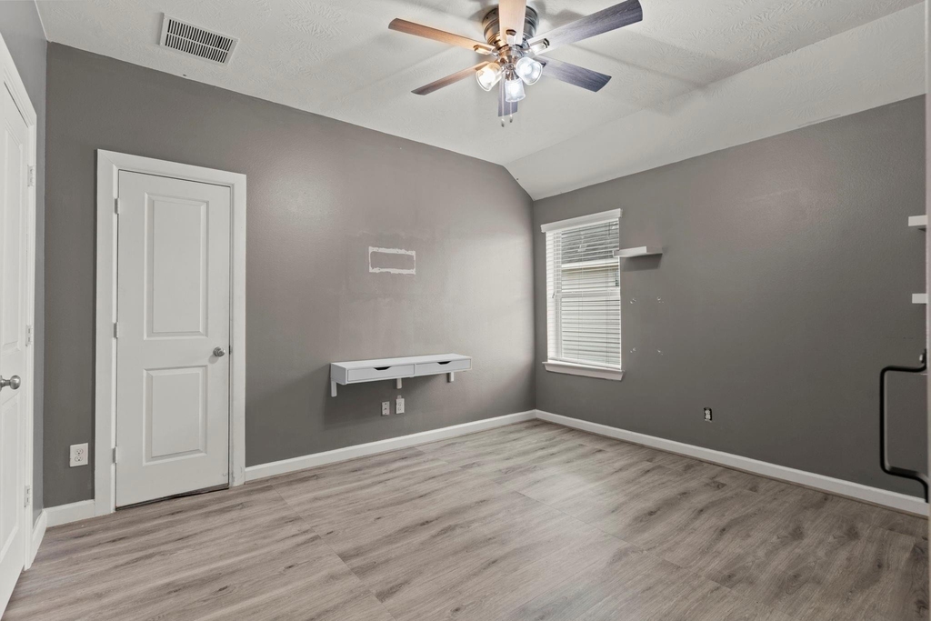 19415 Bronte Springs Court - Photo 36