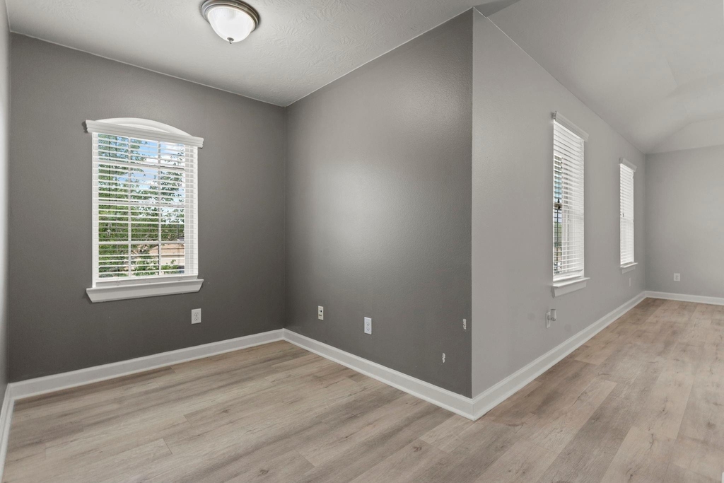 19415 Bronte Springs Court - Photo 30