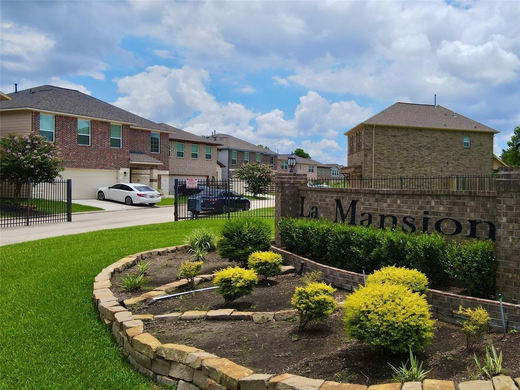 14603 Sanour Drive - Photo 3