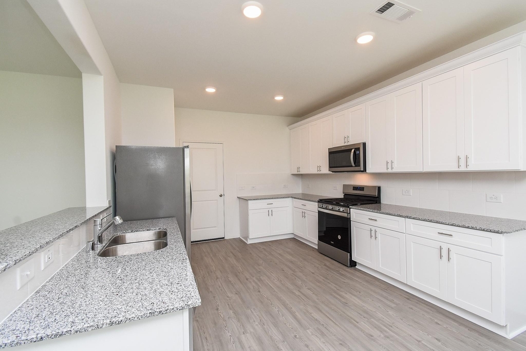 23923 Escardilla Drive - Photo 10