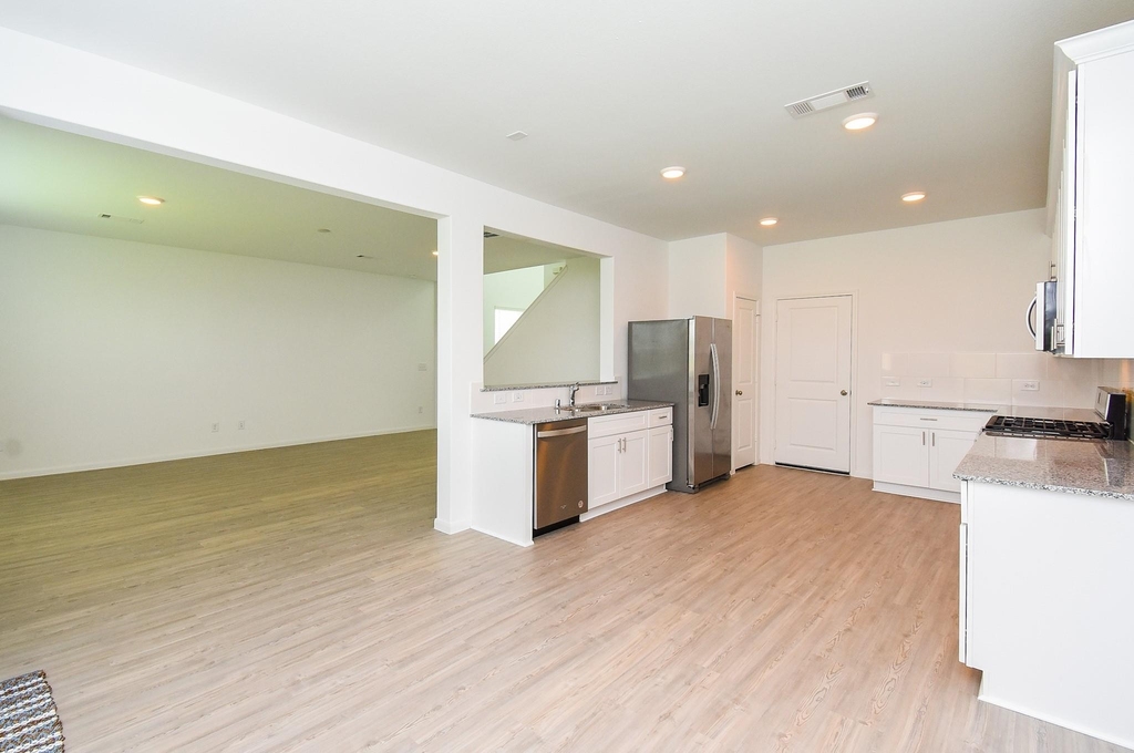 23923 Escardilla Drive - Photo 8
