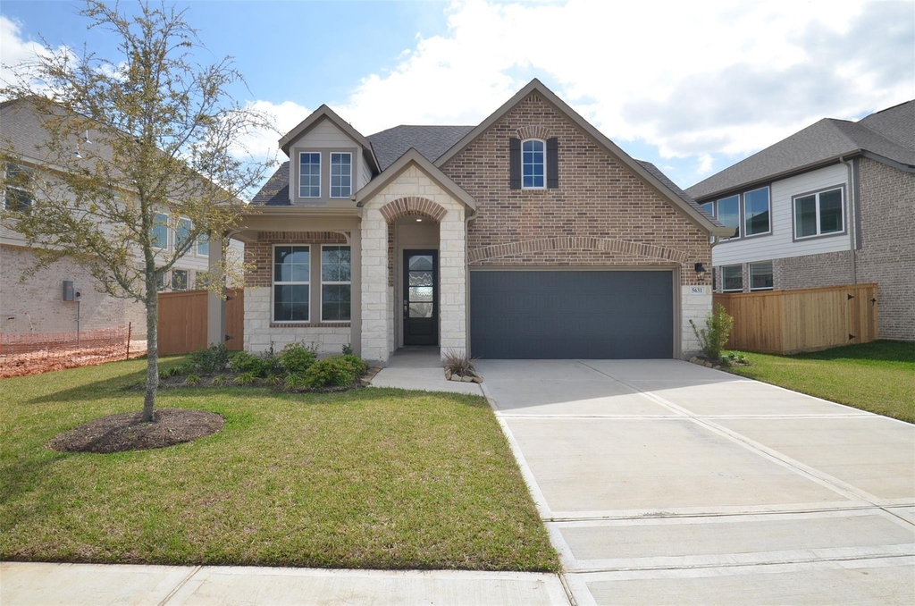 5631 Pearl Vista Drive - Photo 0
