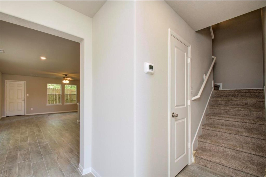 8209 Westcott Road - Photo 9