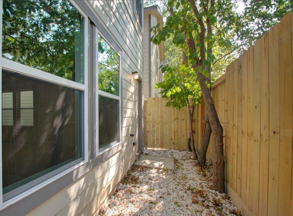 8209 Westcott Road - Photo 18