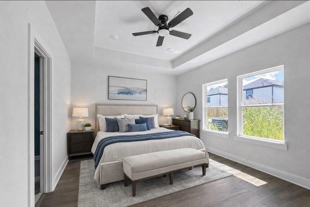 6010 Bobby Burns Street - Photo 8