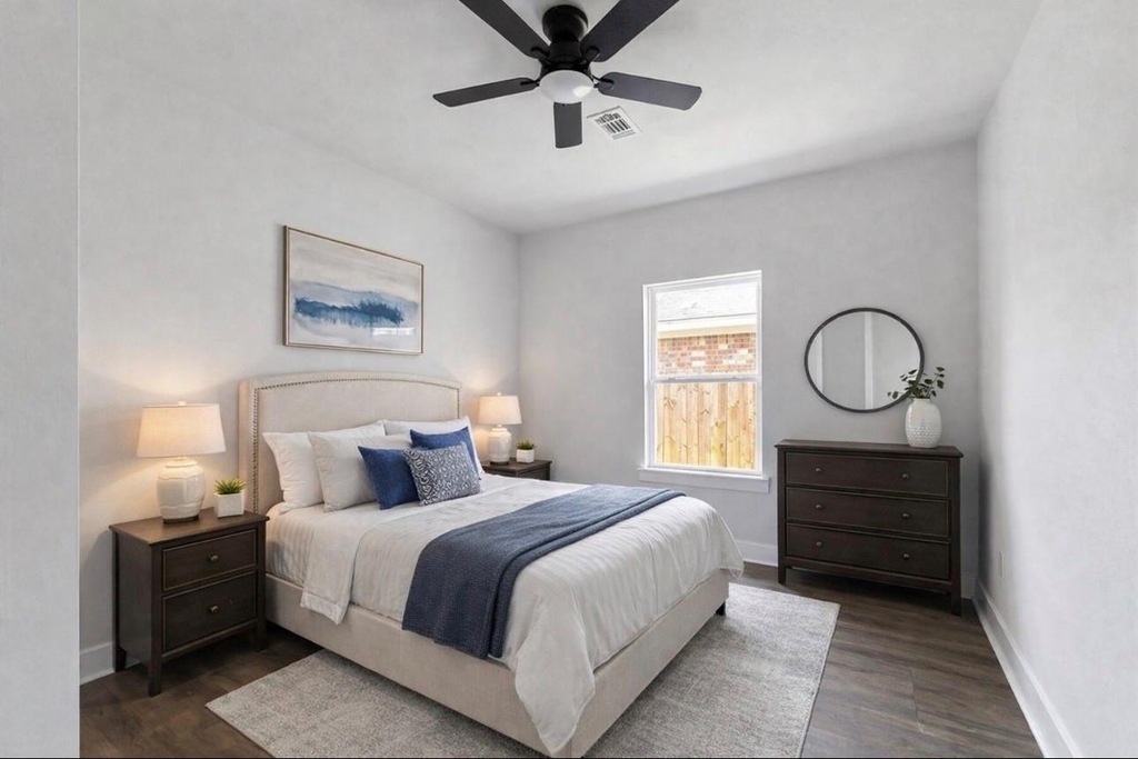 6010 Bobby Burns Street - Photo 13