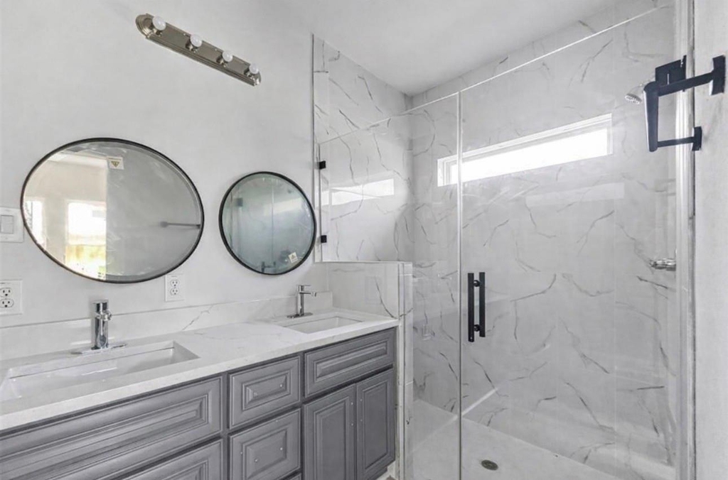6010 Bobby Burns Street - Photo 7