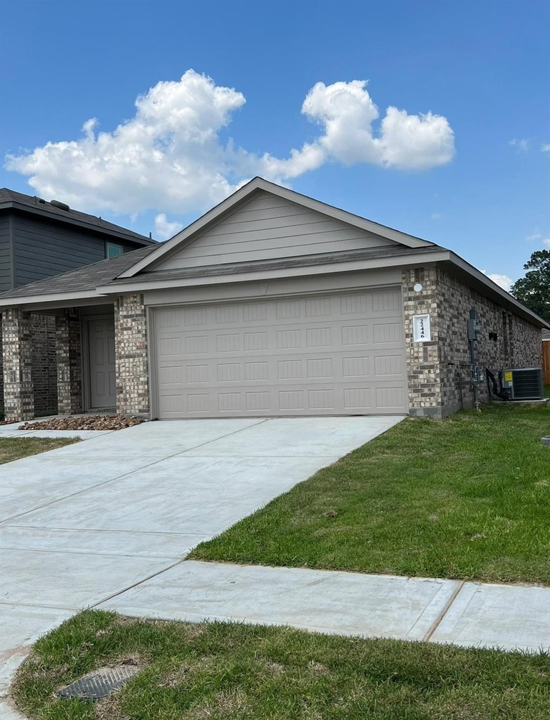 22446 N Gilded Peak Ln - Photo 1