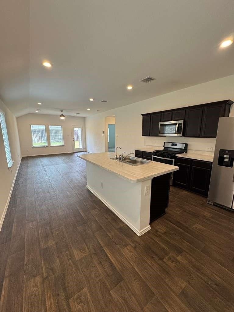 22446 N Gilded Peak Ln - Photo 3