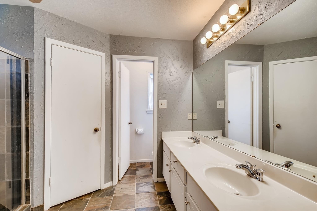 946 Mesa Terrace Drive - Photo 13