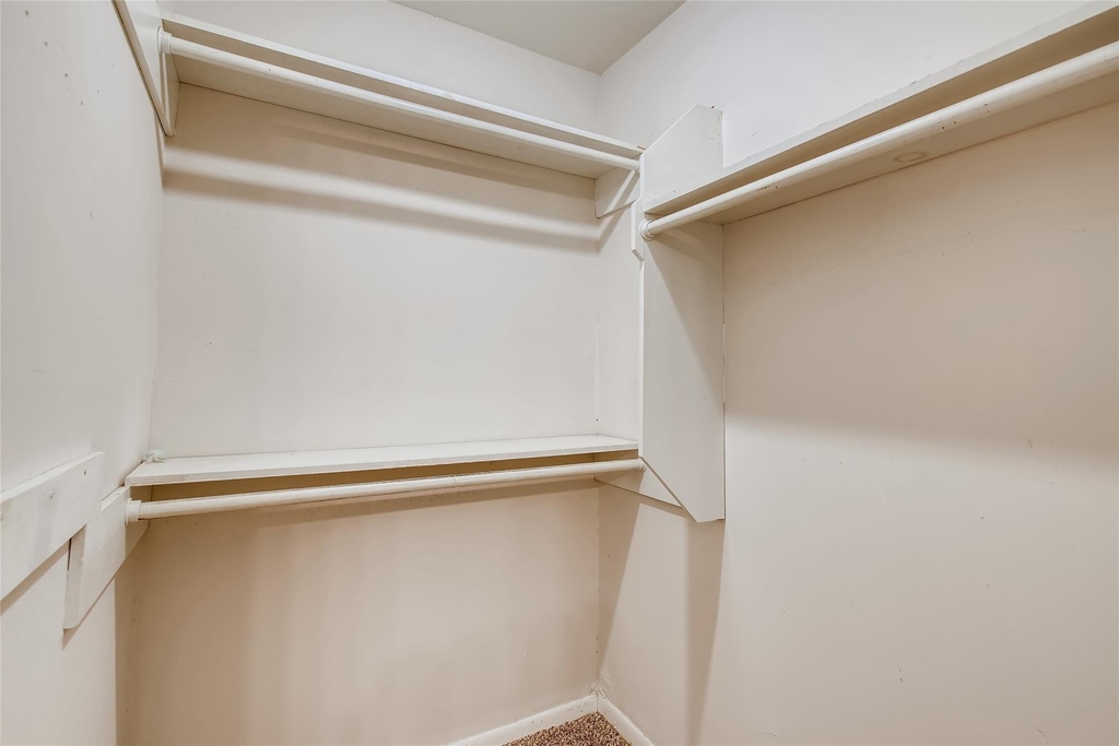 946 Mesa Terrace Drive - Photo 18