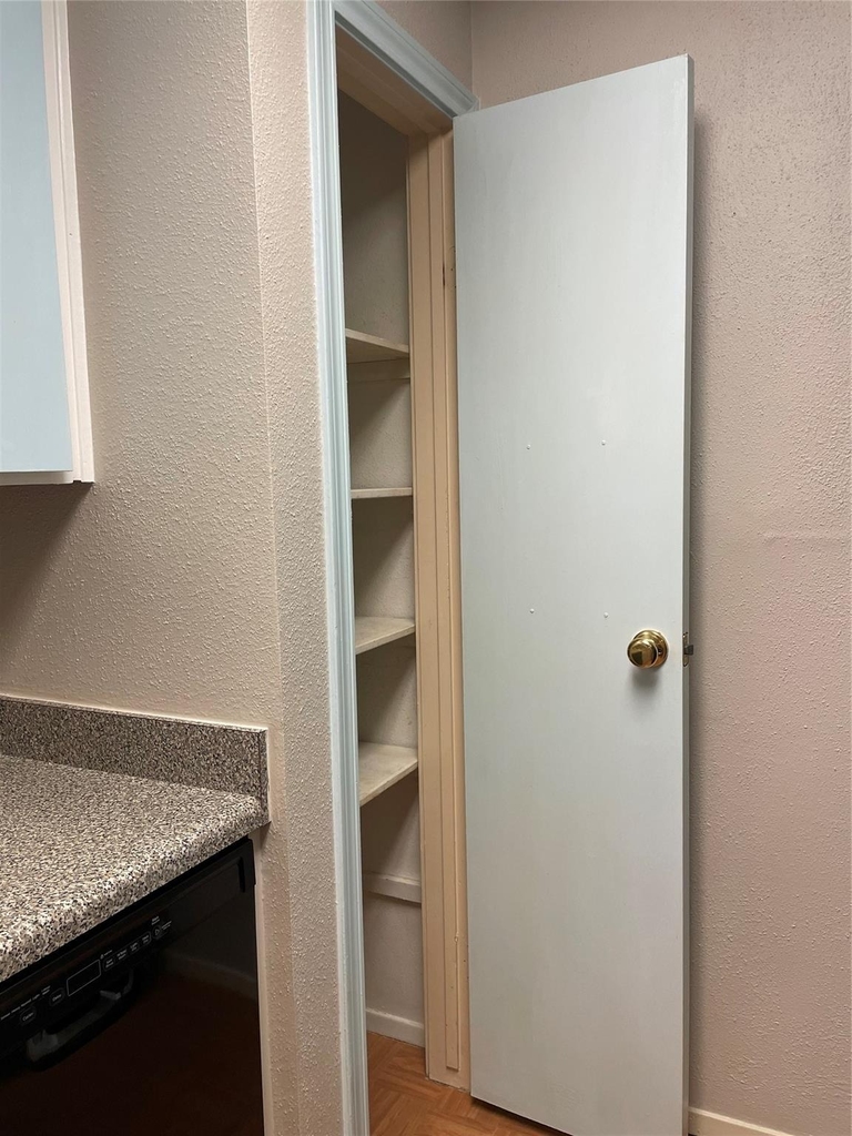 7950 N Stadium Drive - Photo 23