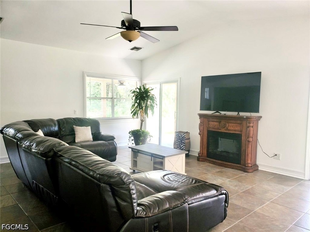 740 19th Street Sw - Photo 12