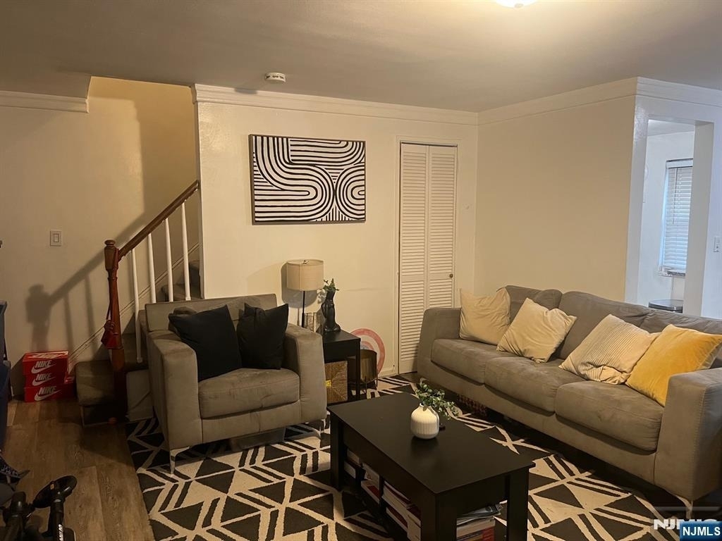 2197 Center - Photo 13