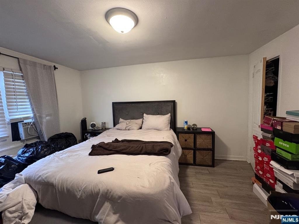 2197 Center - Photo 10