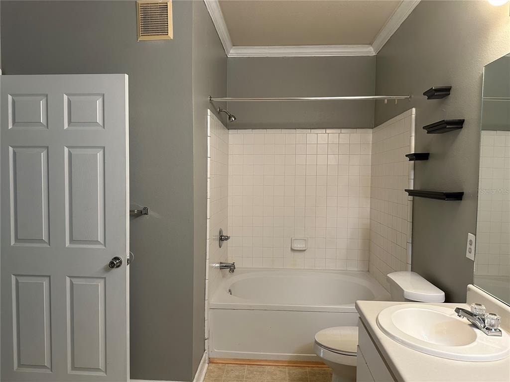 18302 Bridle Club Drive - Photo 4