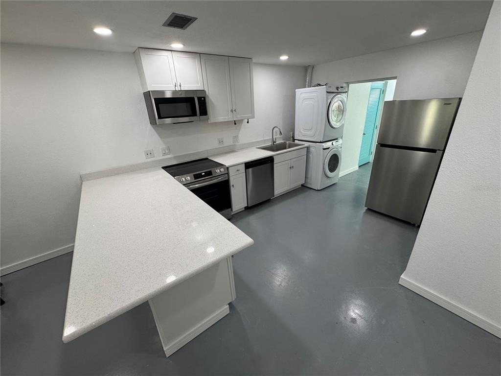 5720 13th Avenue N - Photo 5