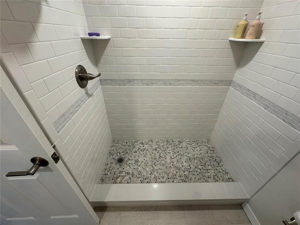 5720 13th Avenue N - Photo 17