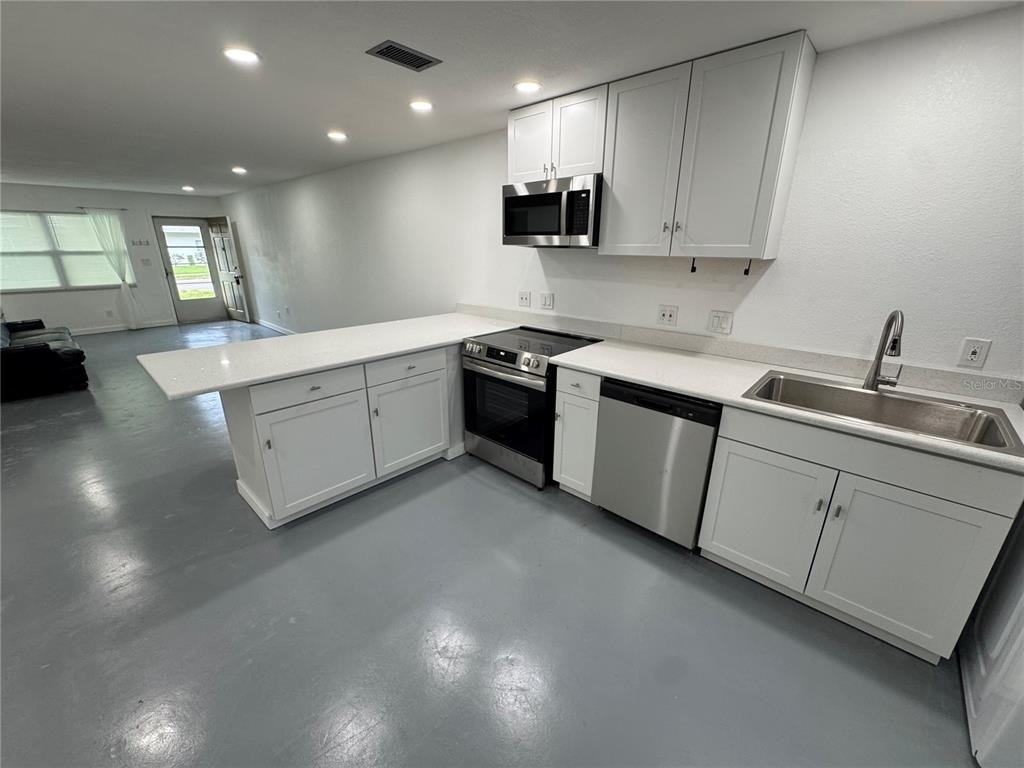 5720 13th Avenue N - Photo 22