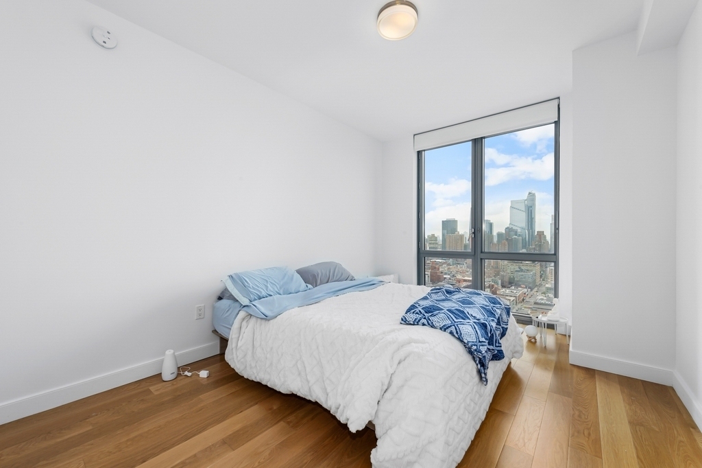 West 57th Street - Photo 2