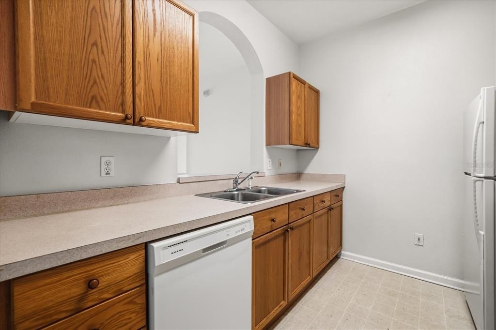 8101 Coconut Palm Way - Photo 4