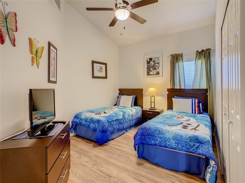 16724 Rolling Green Drive - Photo 37