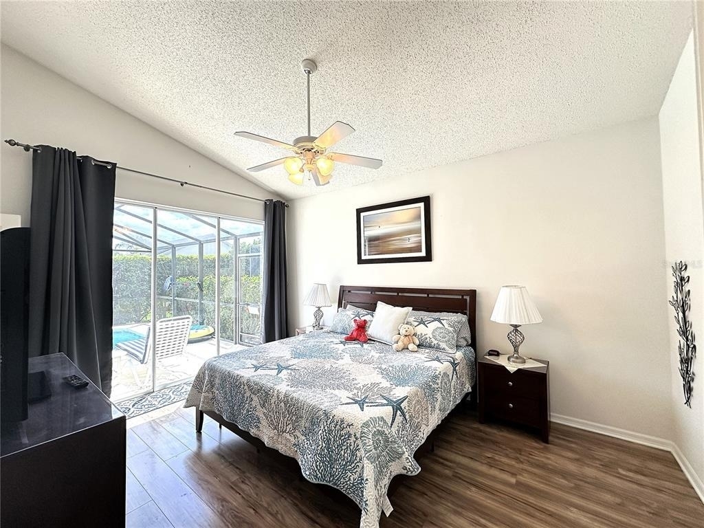 16724 Rolling Green Drive - Photo 34