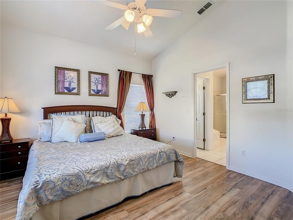 16724 Rolling Green Drive - Photo 44