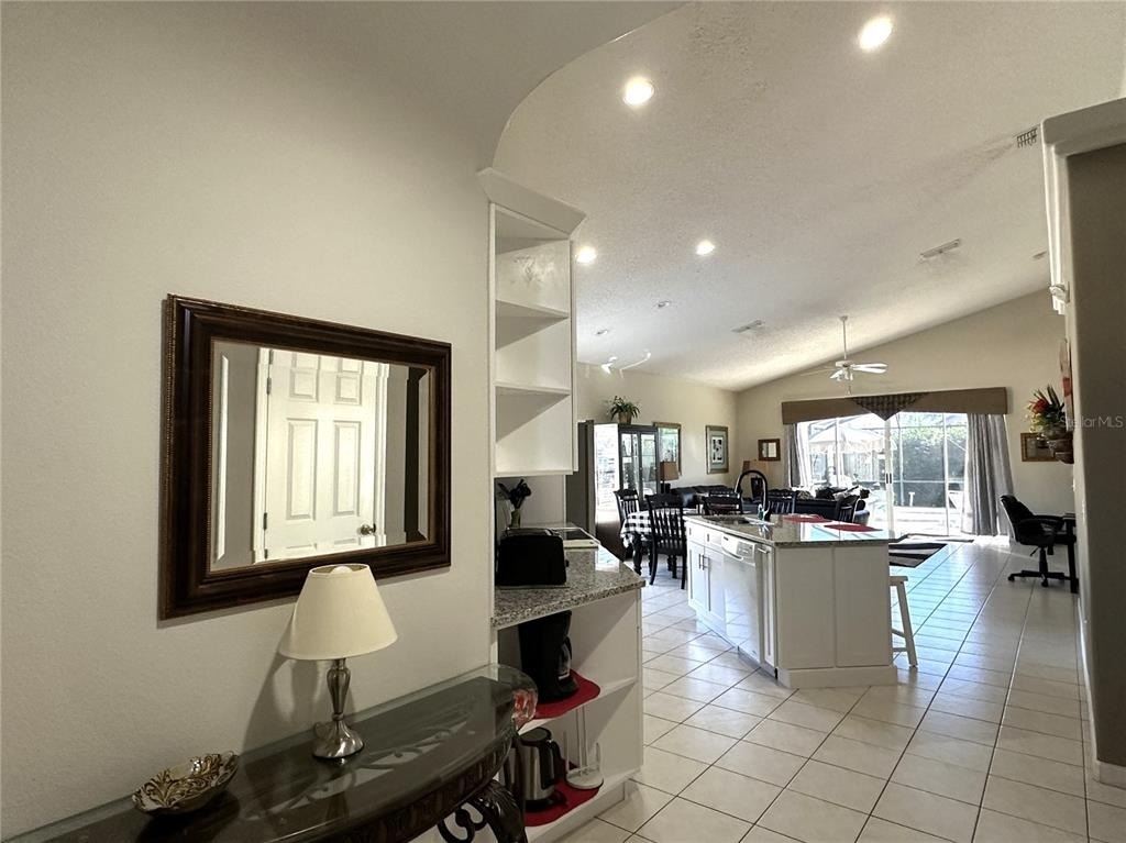 16724 Rolling Green Drive - Photo 4