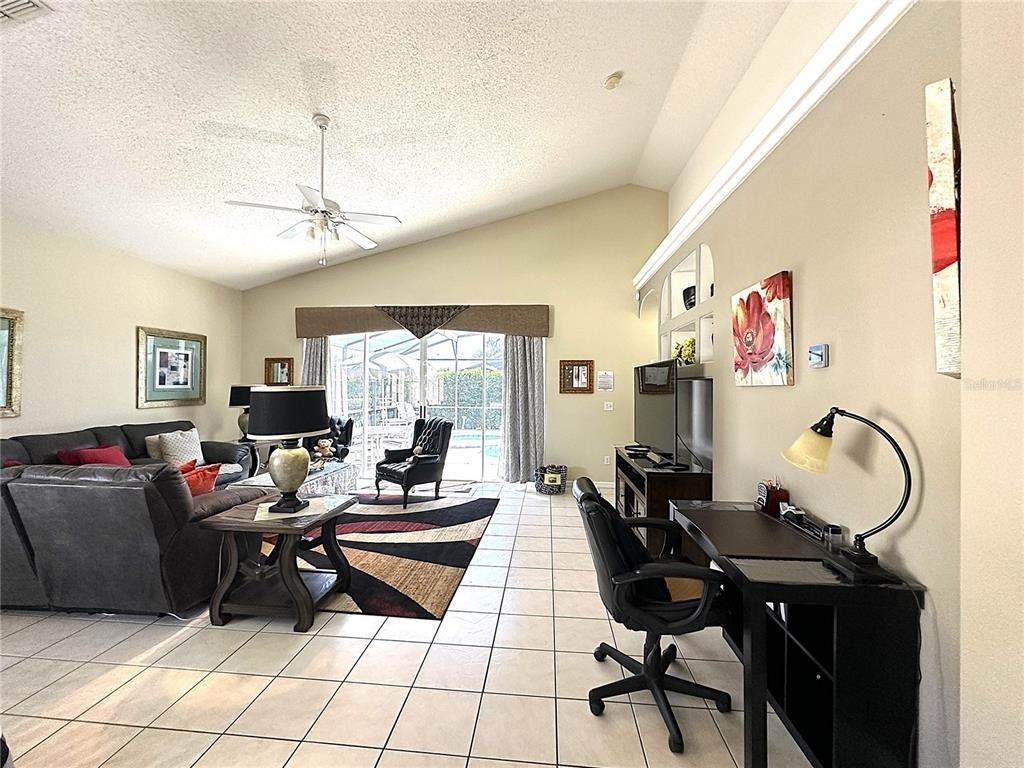 16724 Rolling Green Drive - Photo 24