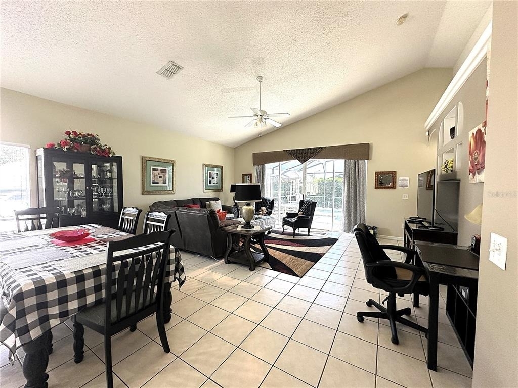 16724 Rolling Green Drive - Photo 28